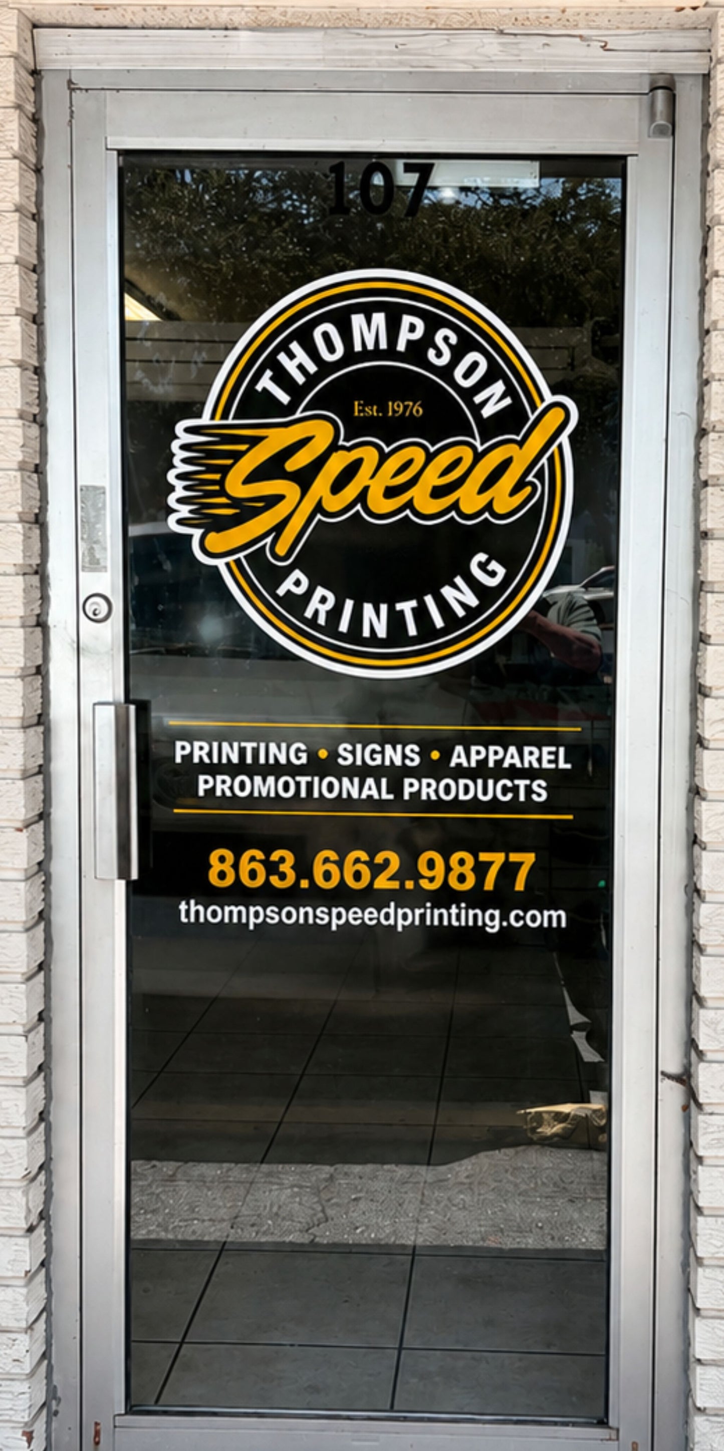 Window Clings & Storefront Graphics